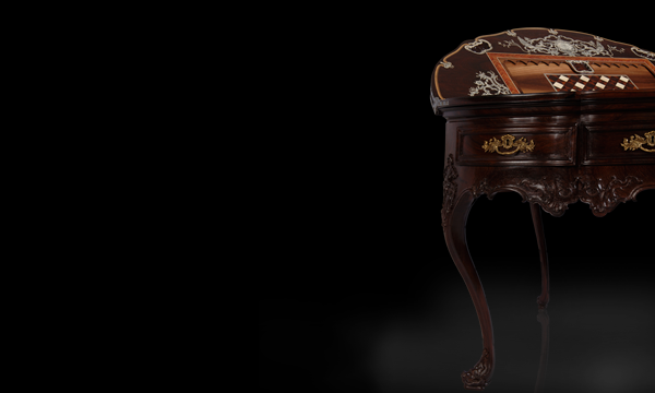 Mesa de Jogo D. José, pormenor das gavetas, talha, pés e tampo de jogos